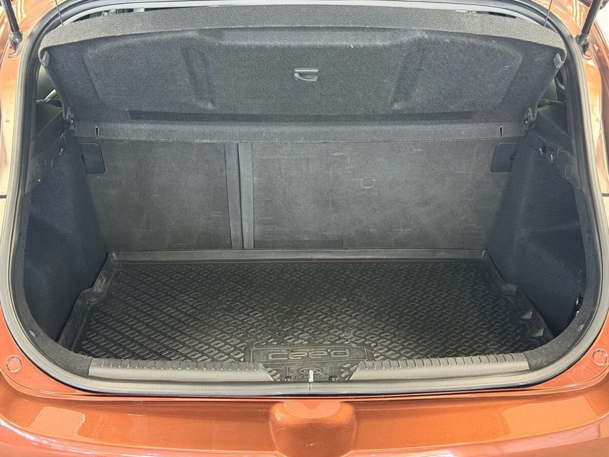 Hyundai i30 II