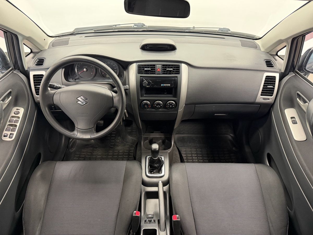 Suzuki Liana I Рестайлинг