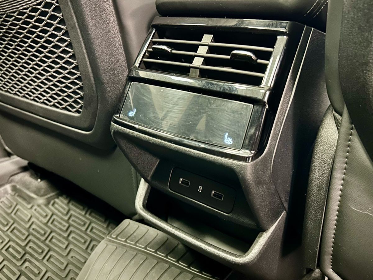 Geely Monjaro I