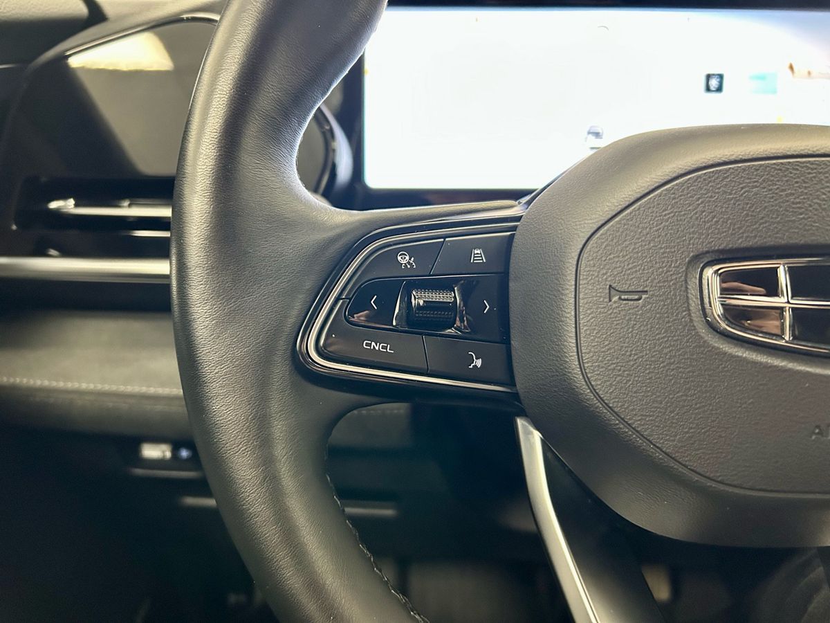 Geely Monjaro I