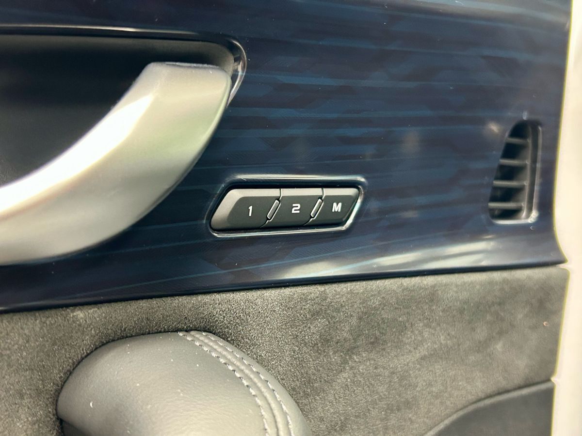 Geely Monjaro I
