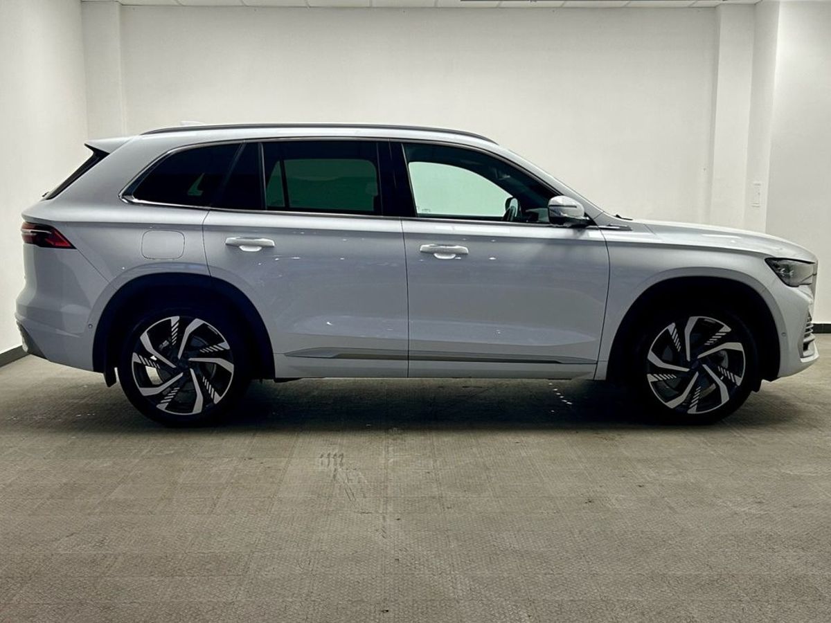 Geely Monjaro I