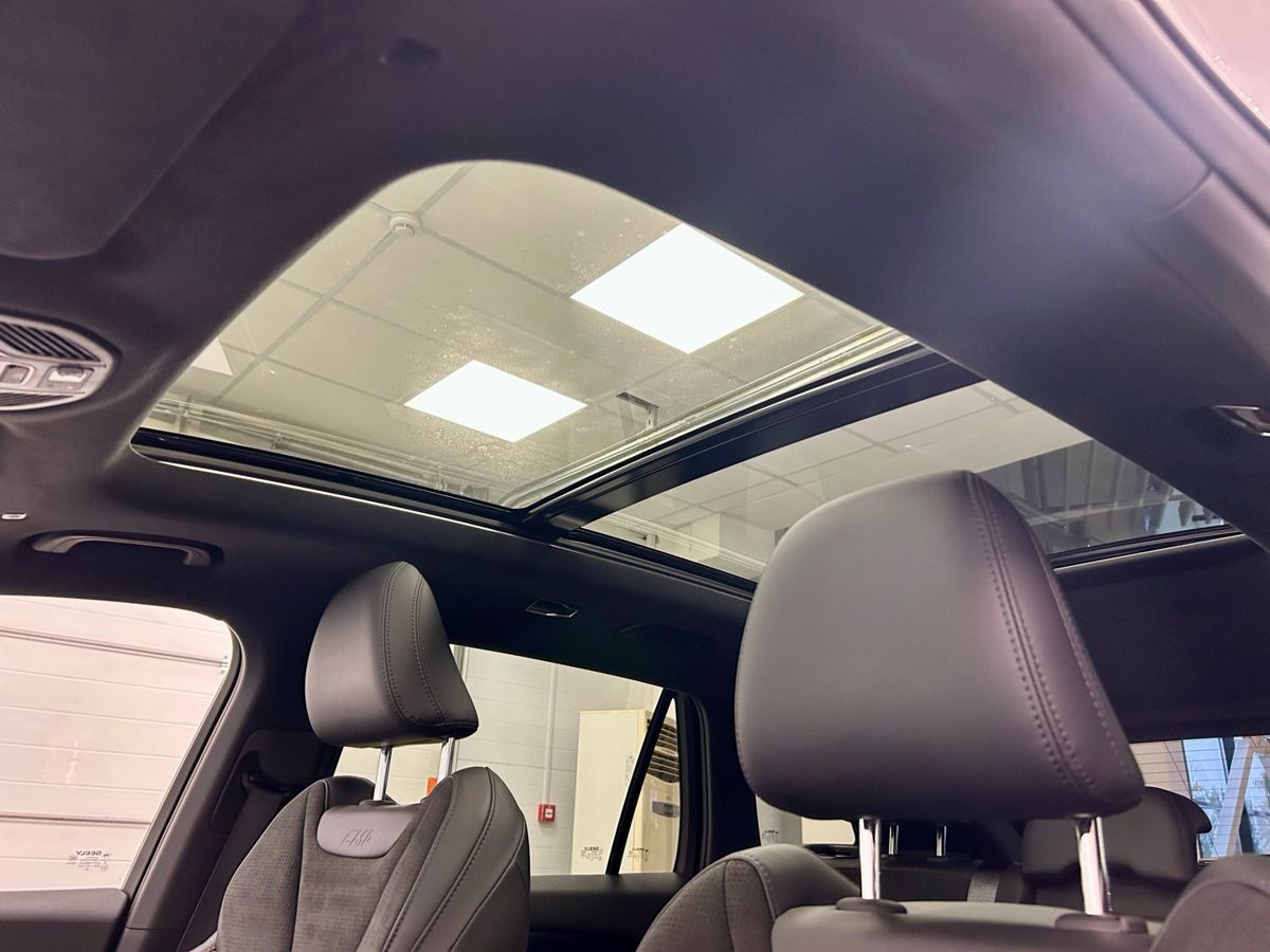 Geely Monjaro I