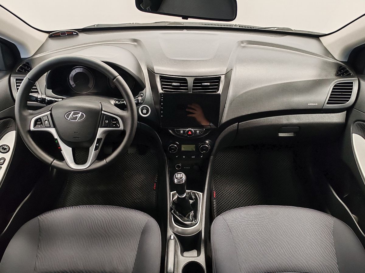 Hyundai Solaris I