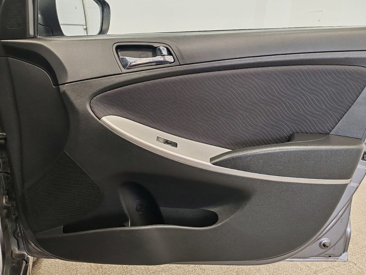 Hyundai Solaris I