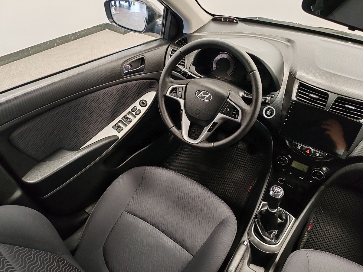 Hyundai Solaris I