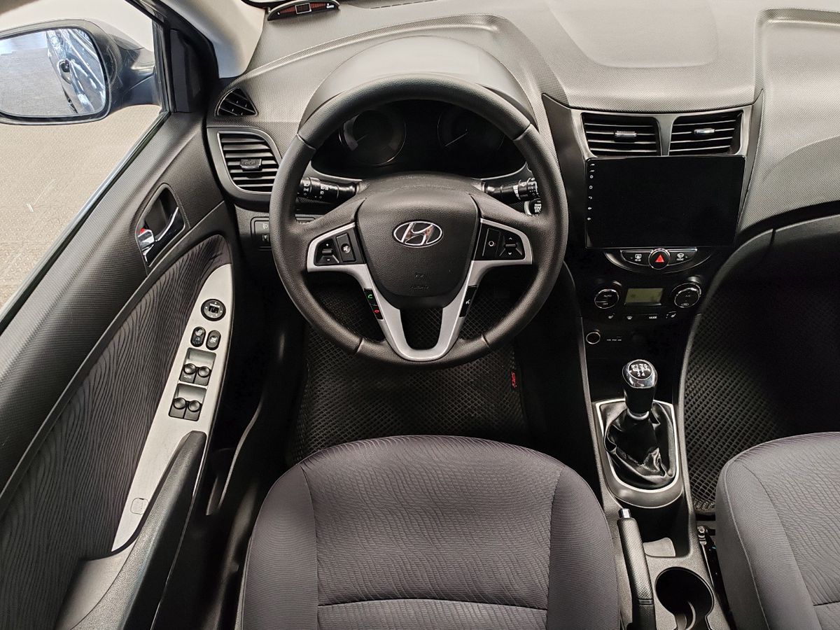 Hyundai Solaris I