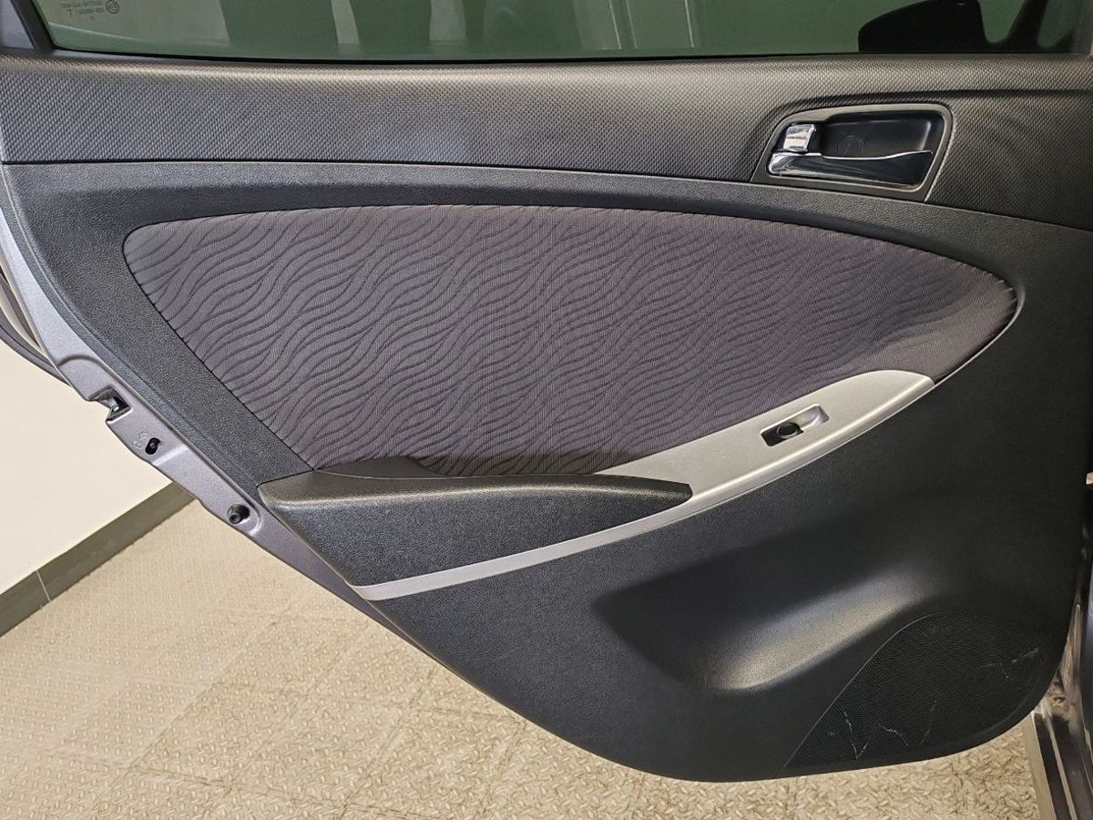 Hyundai Solaris I