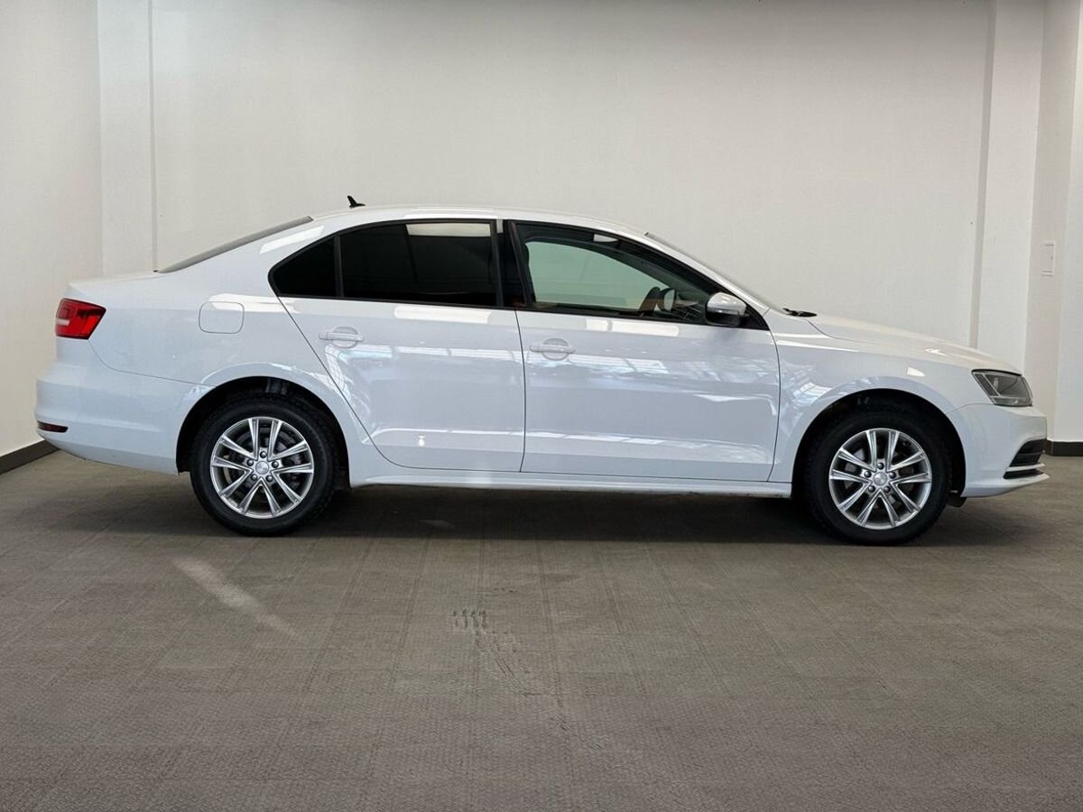 Volkswagen Jetta VI