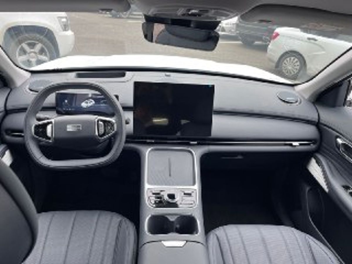 Geely EX5 Гибрид Макс EM-R