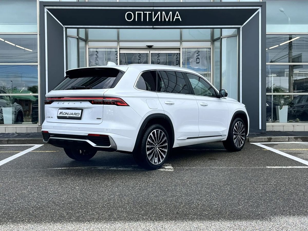 Geely Monjaro Flagship