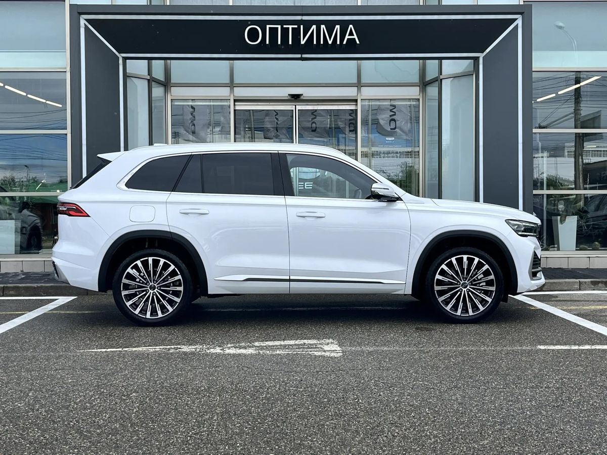 Geely Monjaro Flagship
