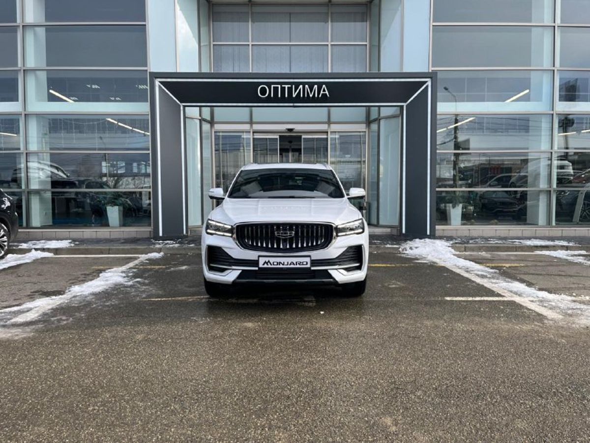 Geely Monjaro Flagship