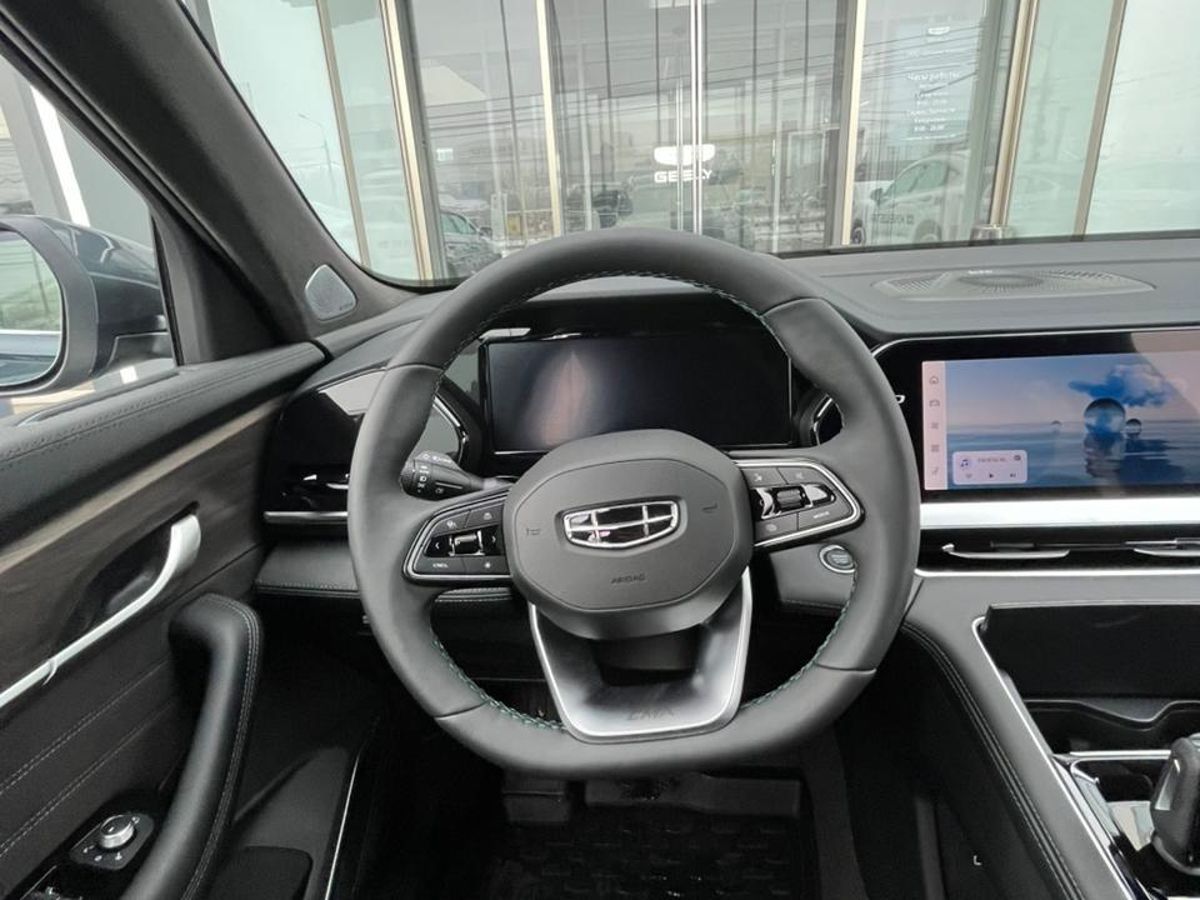 Geely Monjaro Flagship