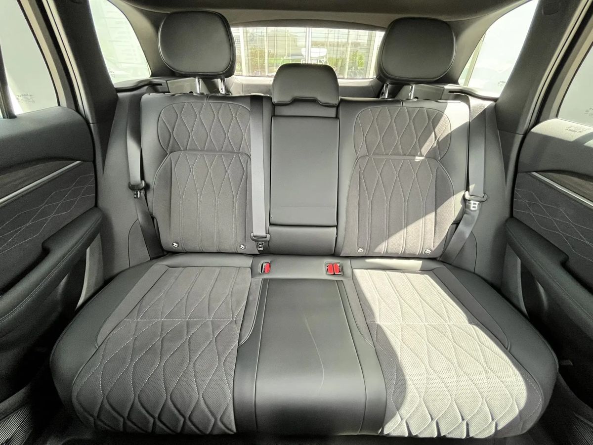 Geely Monjaro Люкс (2023-2025)