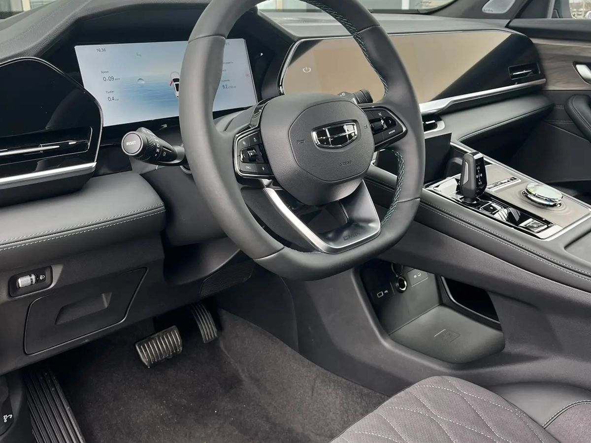 Geely Monjaro Люкс (2023-2025)