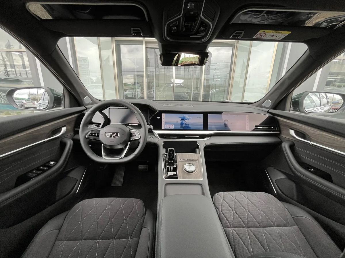 Geely Monjaro Люкс (2023-2025)