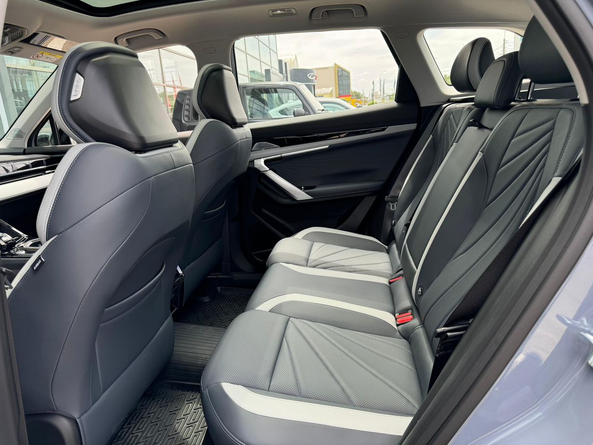 Geely Atlas Спорт