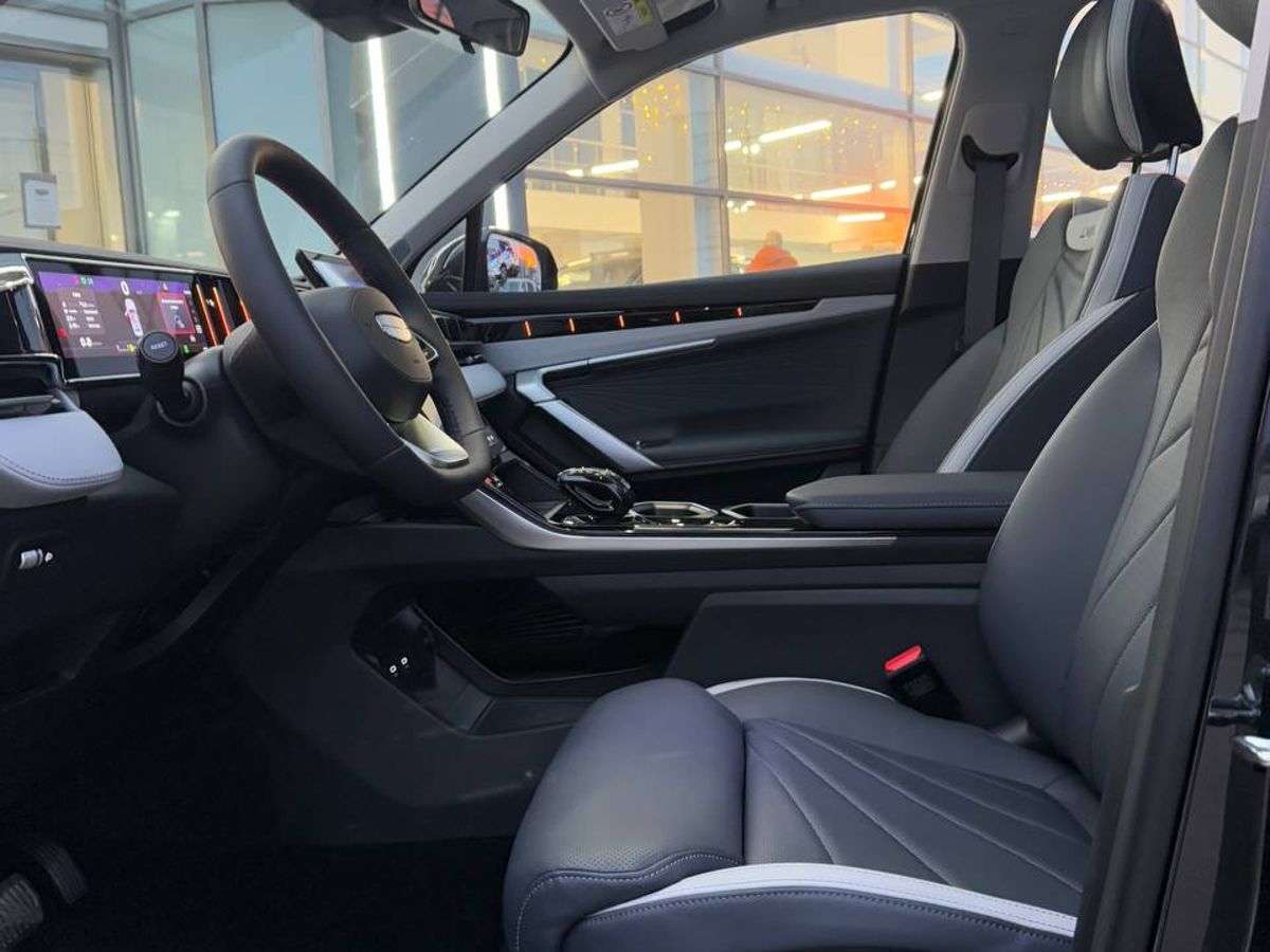 Geely Atlas Спорт