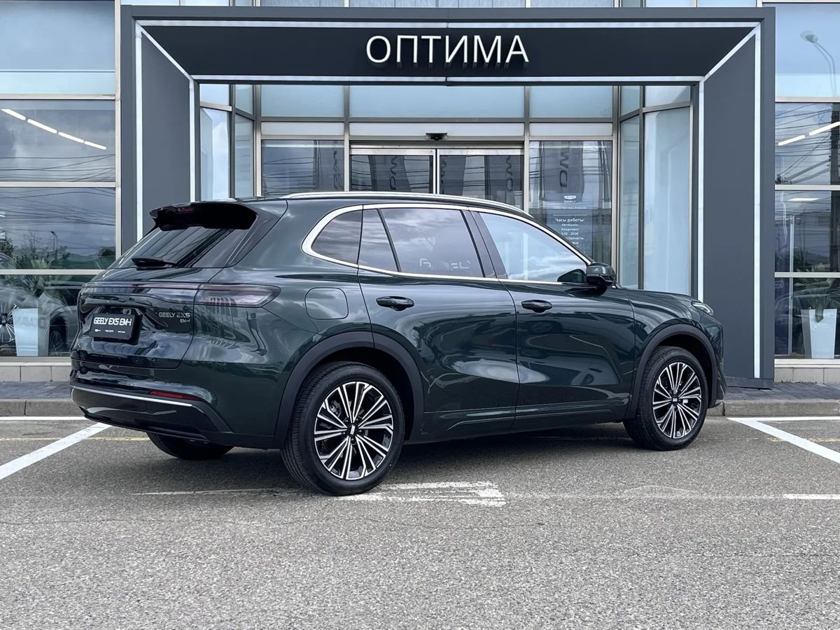 Geely EX5 Гибрид Макс EM-R