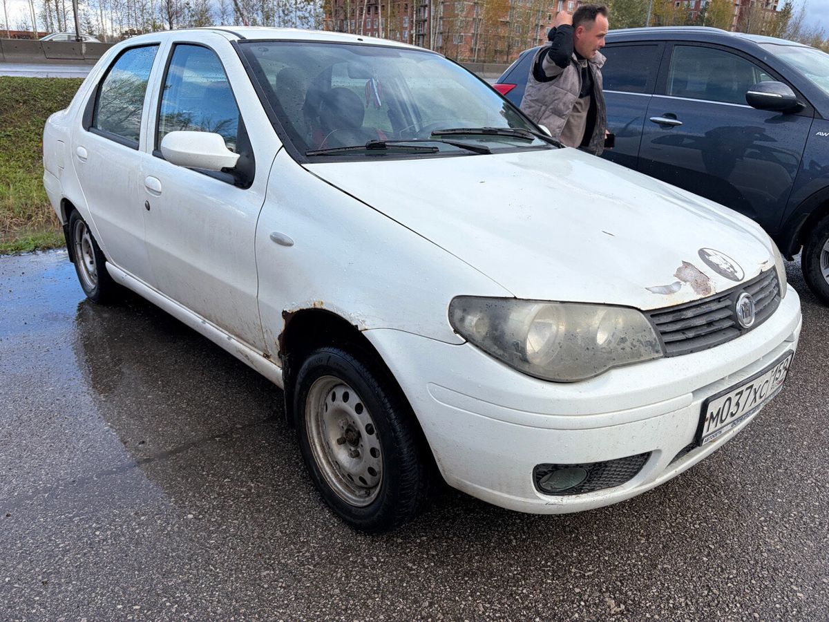Fiat Albea, фотография 2