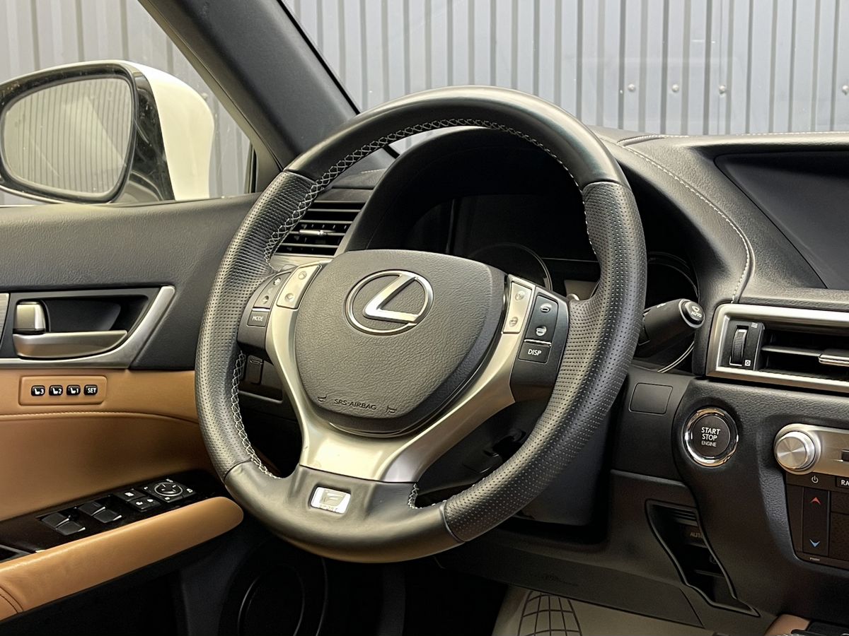 Lexus GS, фотография 10