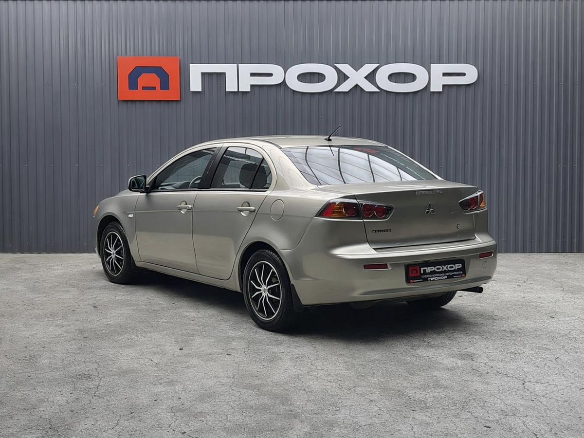 Mitsubishi Lancer, фотография 32