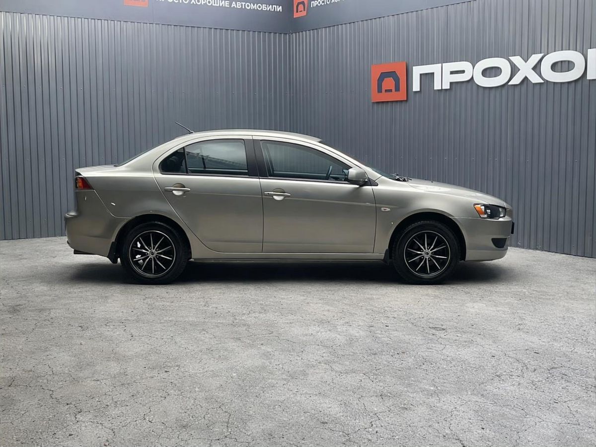 Mitsubishi Lancer, фотография 27