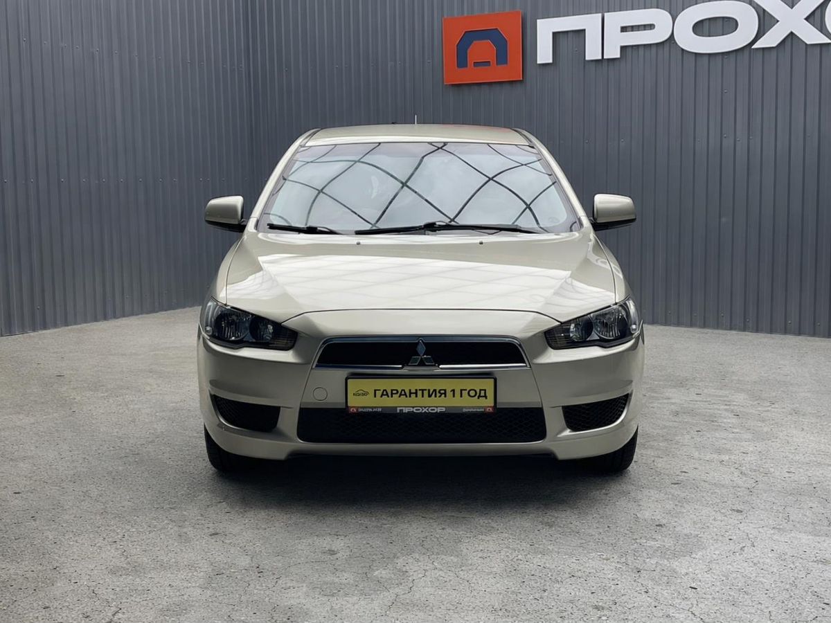 Mitsubishi Lancer, фотография 2