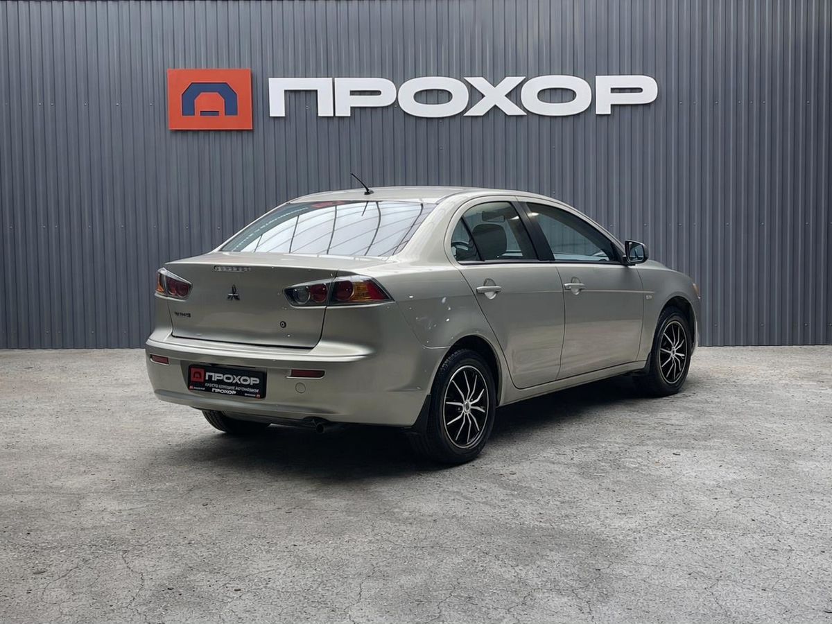 Mitsubishi Lancer, фотография 28