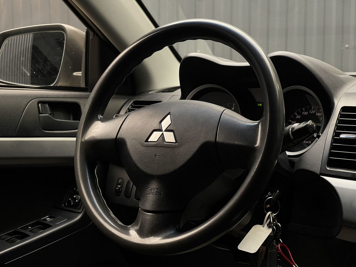 Mitsubishi Lancer, фотография 10