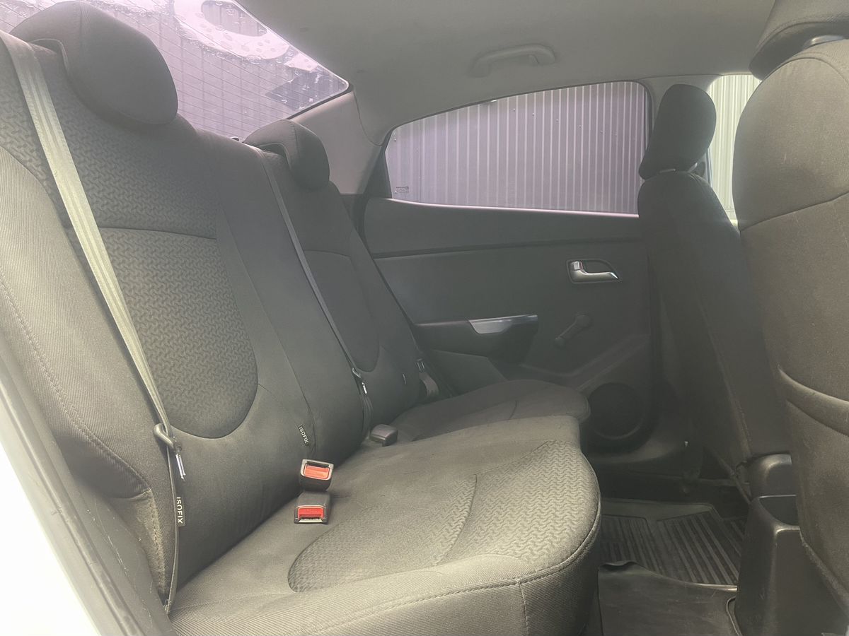 Kia Rio, фотография 18