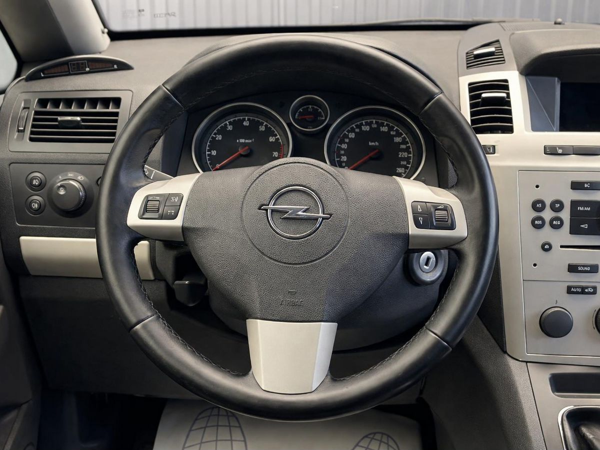 Opel Zafira, фотография 7