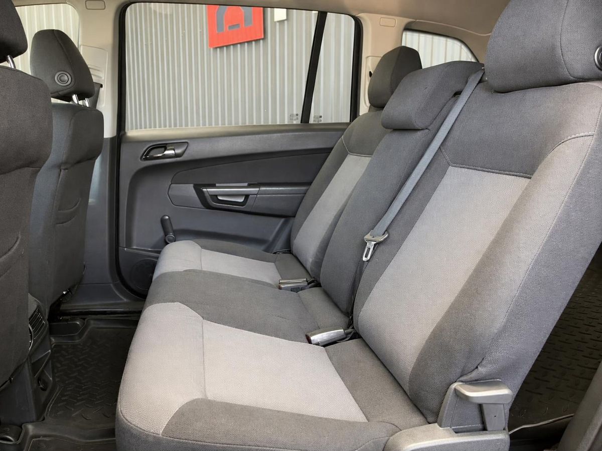 Opel Zafira, фотография 16