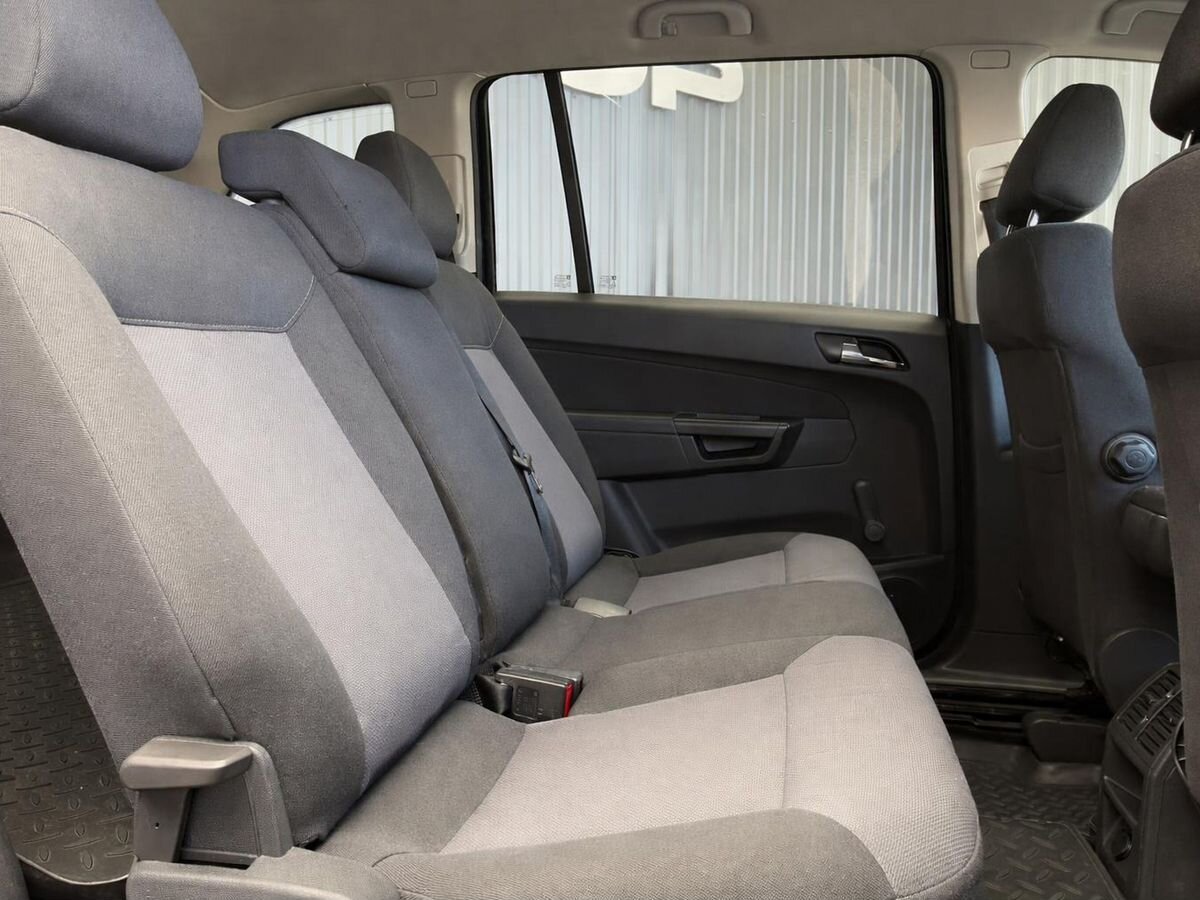 Opel Zafira, фотография 17