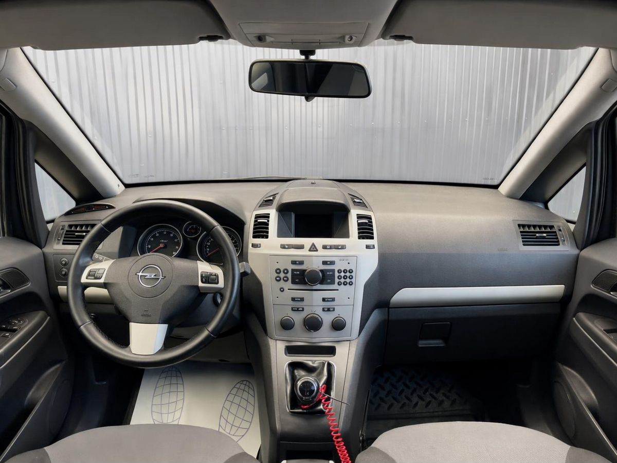 Opel Zafira, фотография 6