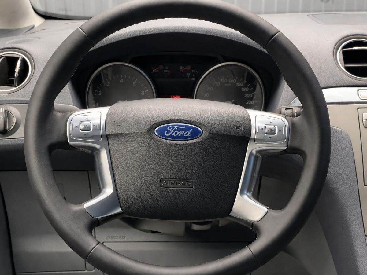 Ford S-MAX, фотография 7