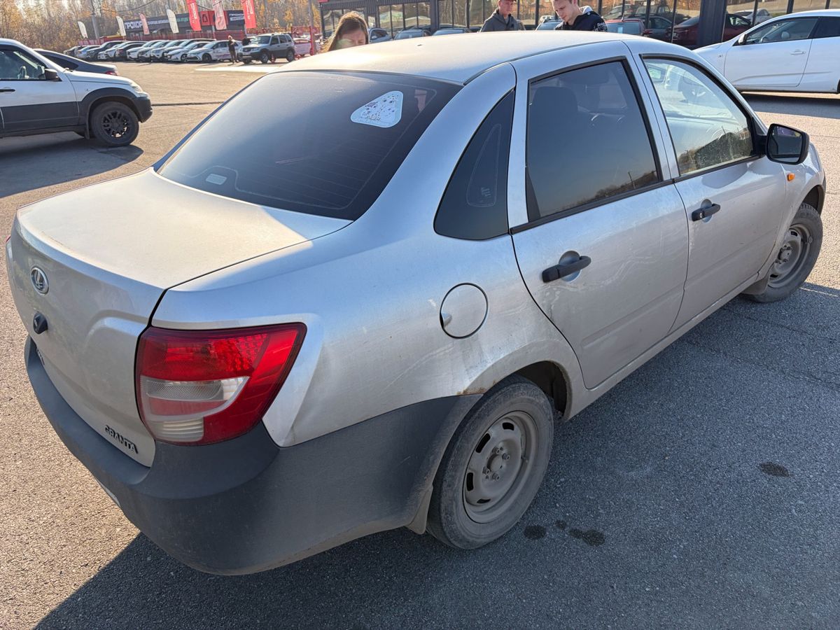 Lada (ВАЗ) Granta, фотография 3