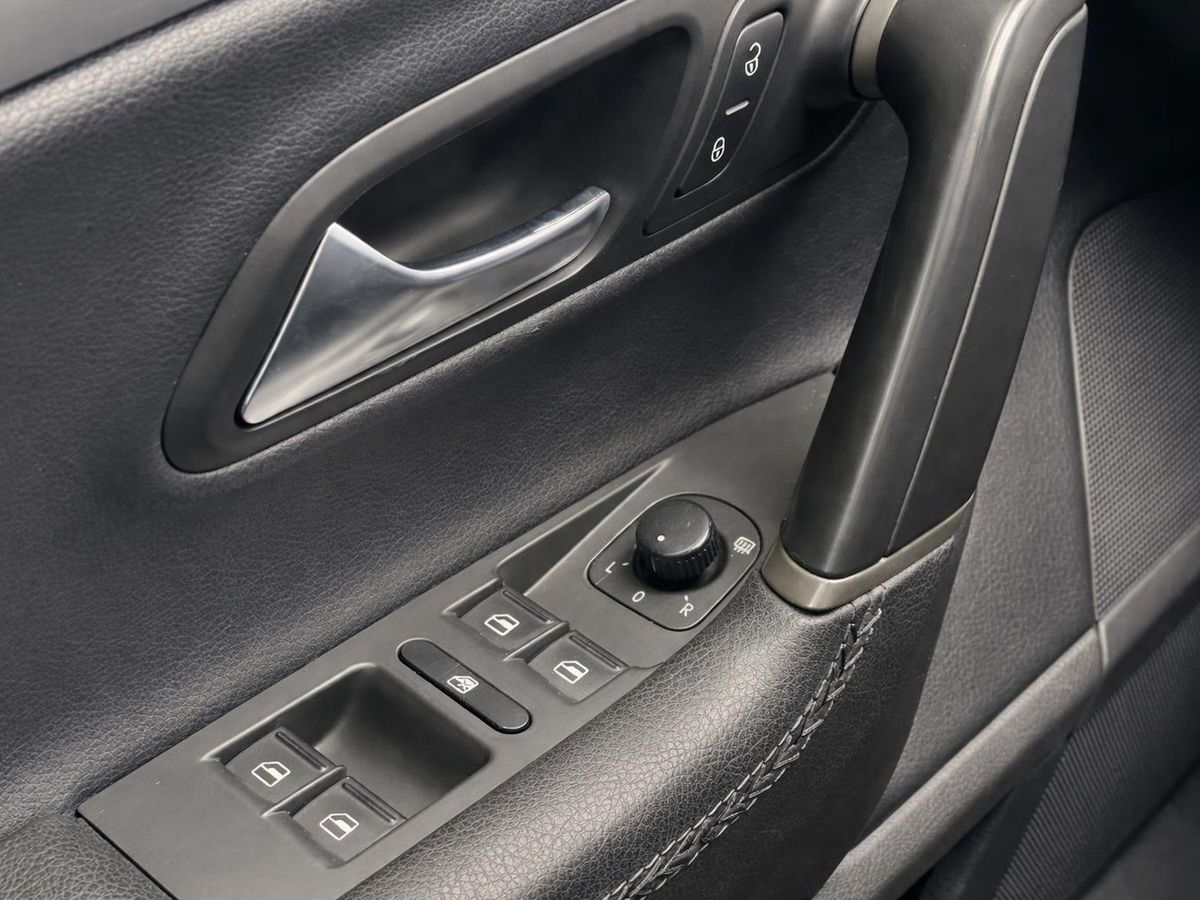 Volkswagen Passat CC, фотография 12