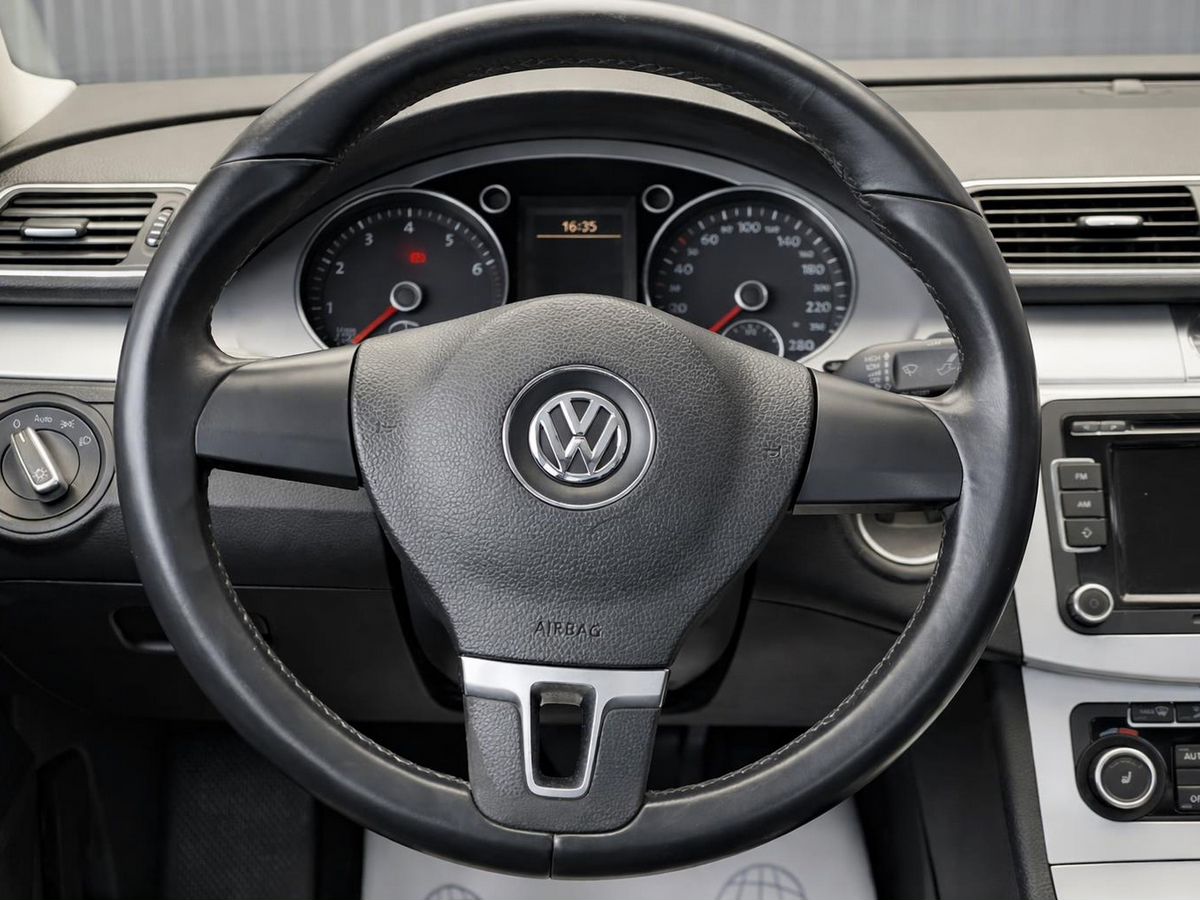 Volkswagen Passat CC, фотография 7