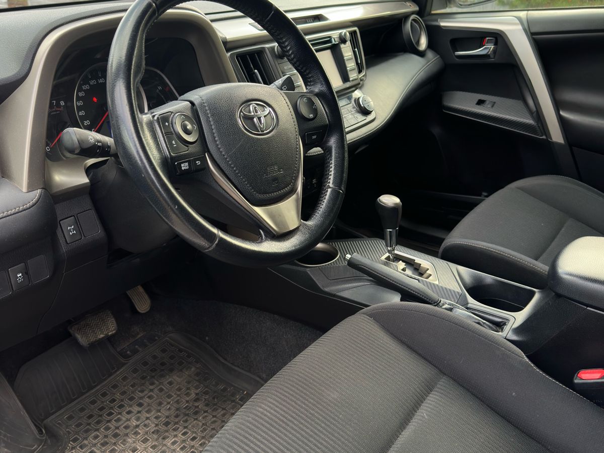 Toyota RAV4, фотография 7