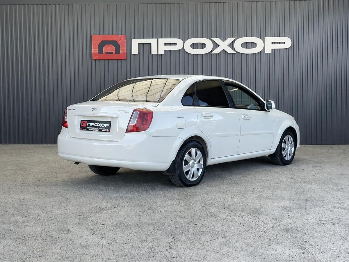 Daewoo Gentra, фотография 24