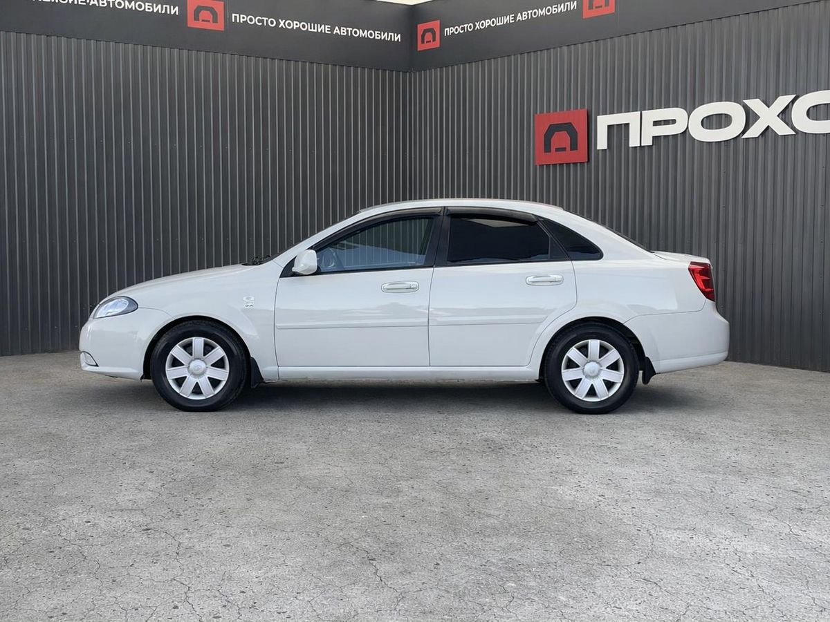 Daewoo Gentra, фотография 27
