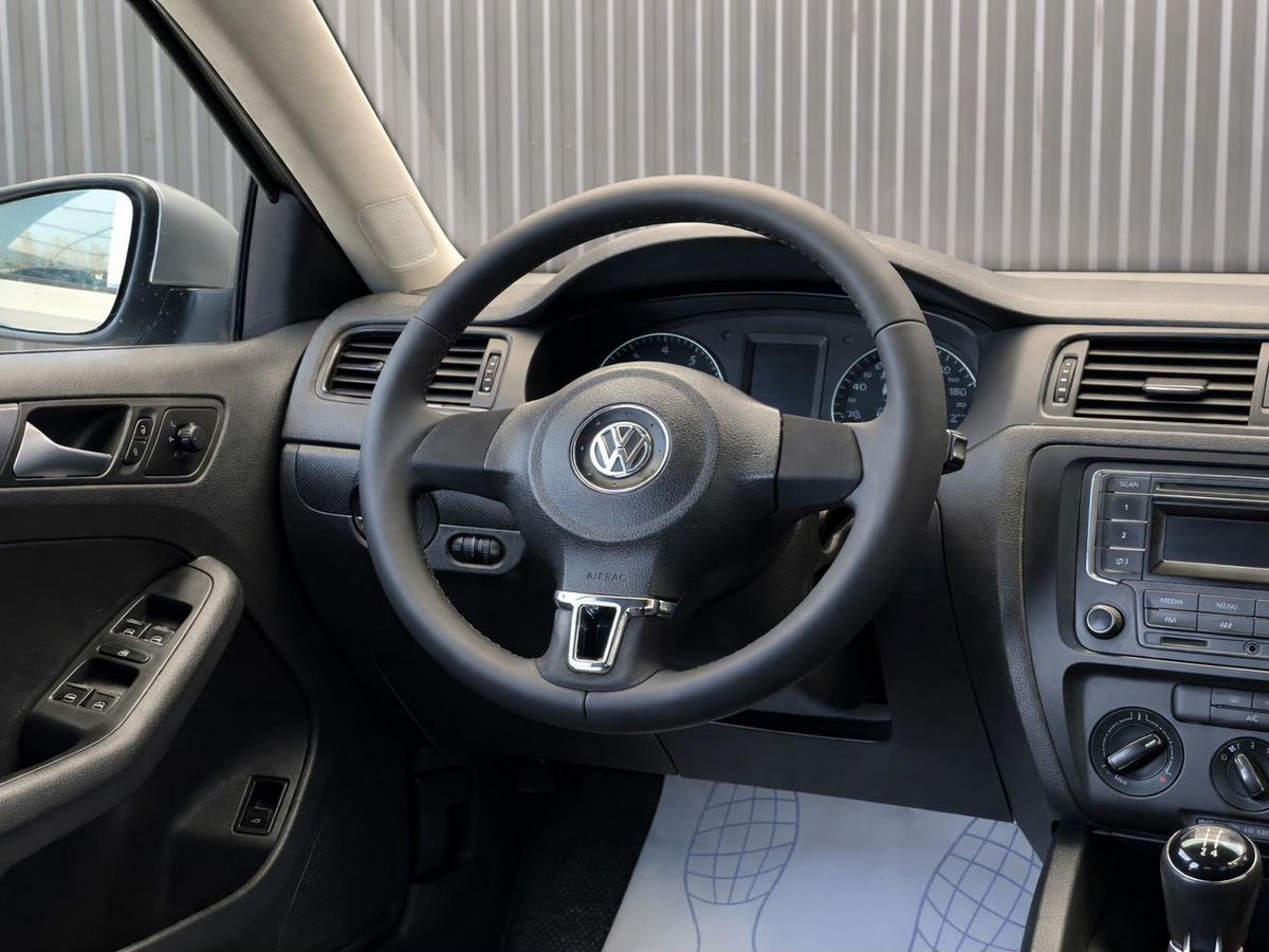 Volkswagen Jetta, фотография 10