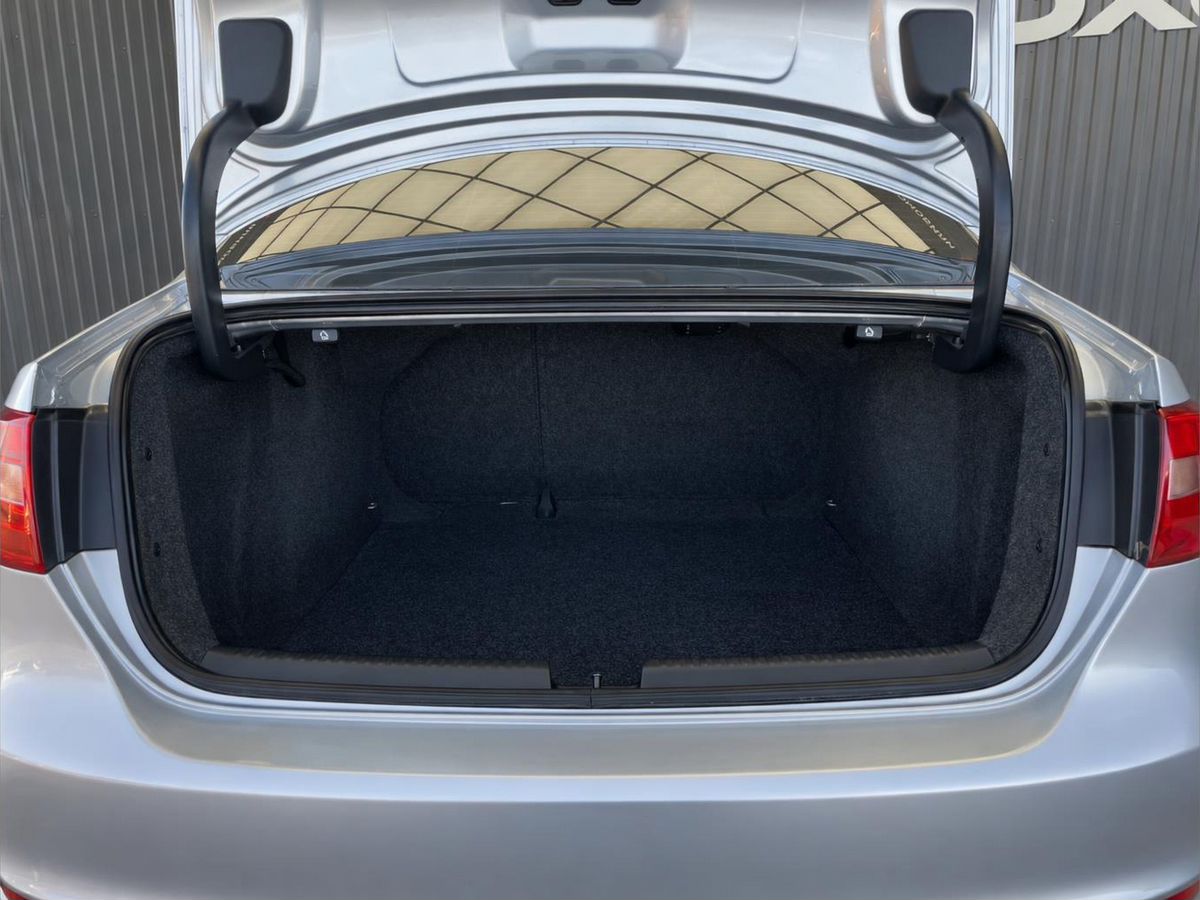 Volkswagen Jetta, фотография 18