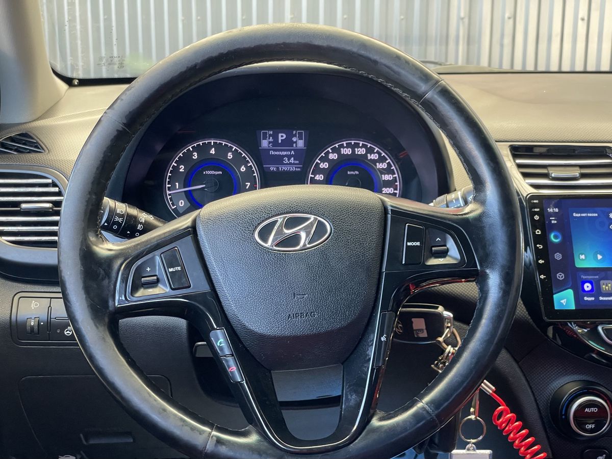 Hyundai Solaris, фотография 8
