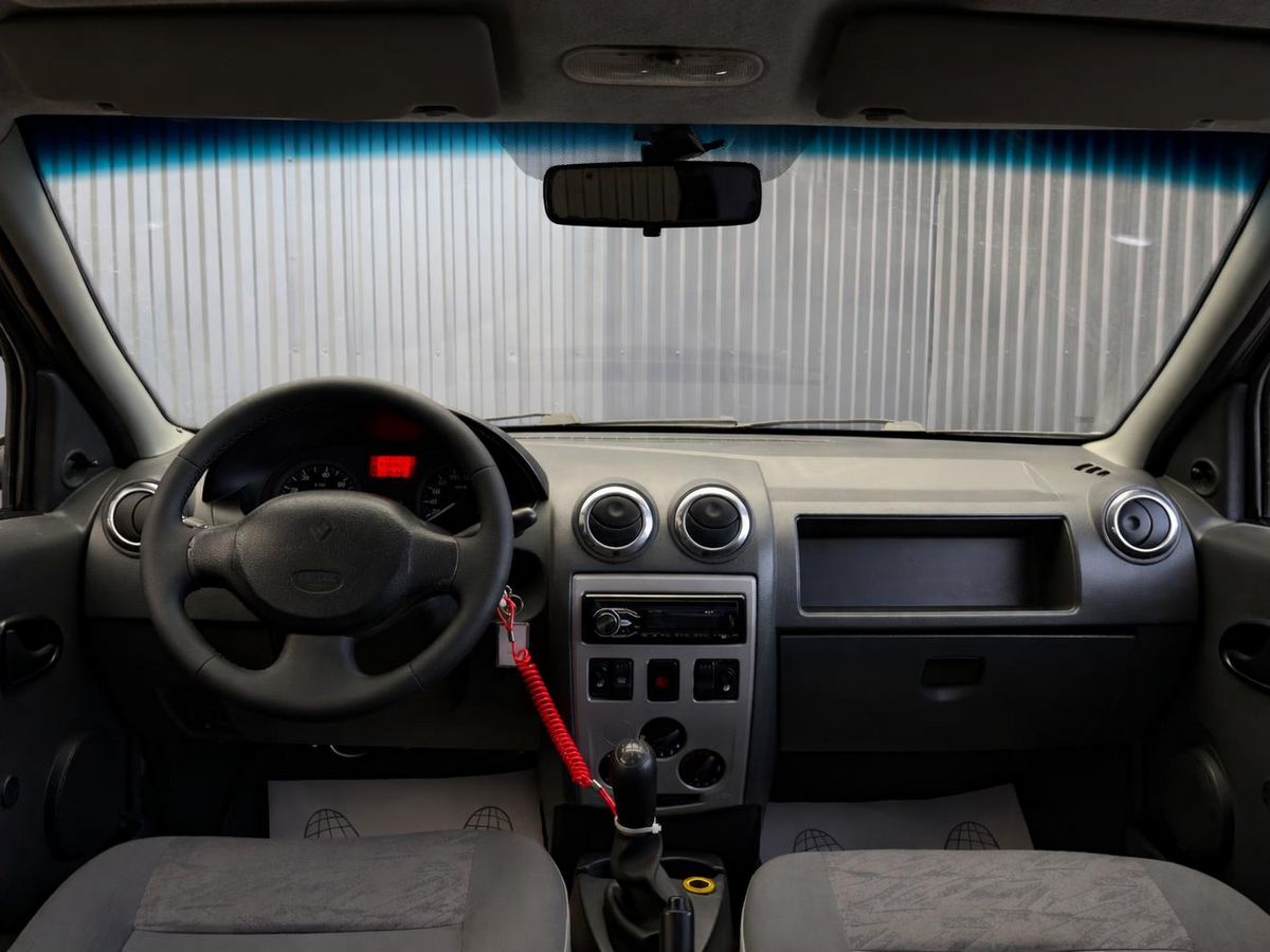 Renault Logan, фотография 6