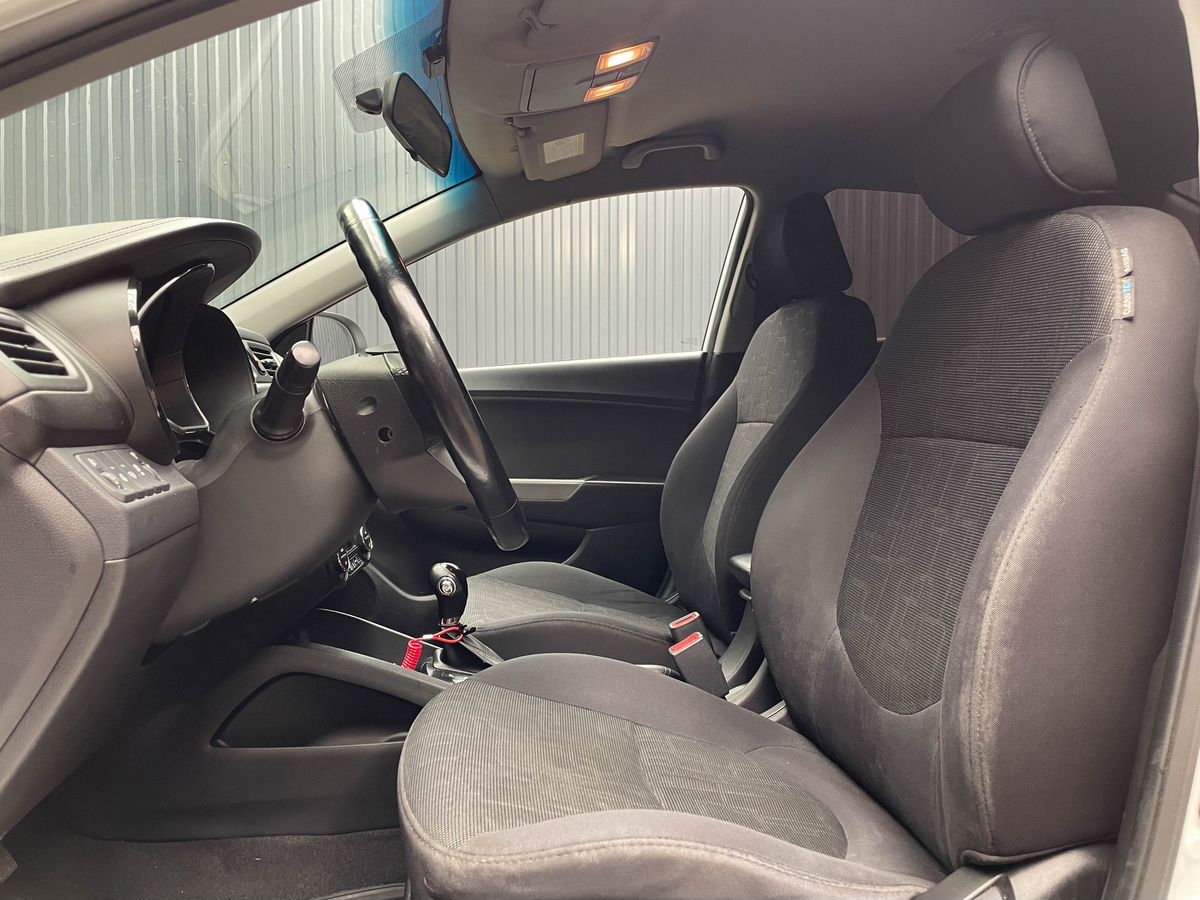 Kia Rio, фотография 15