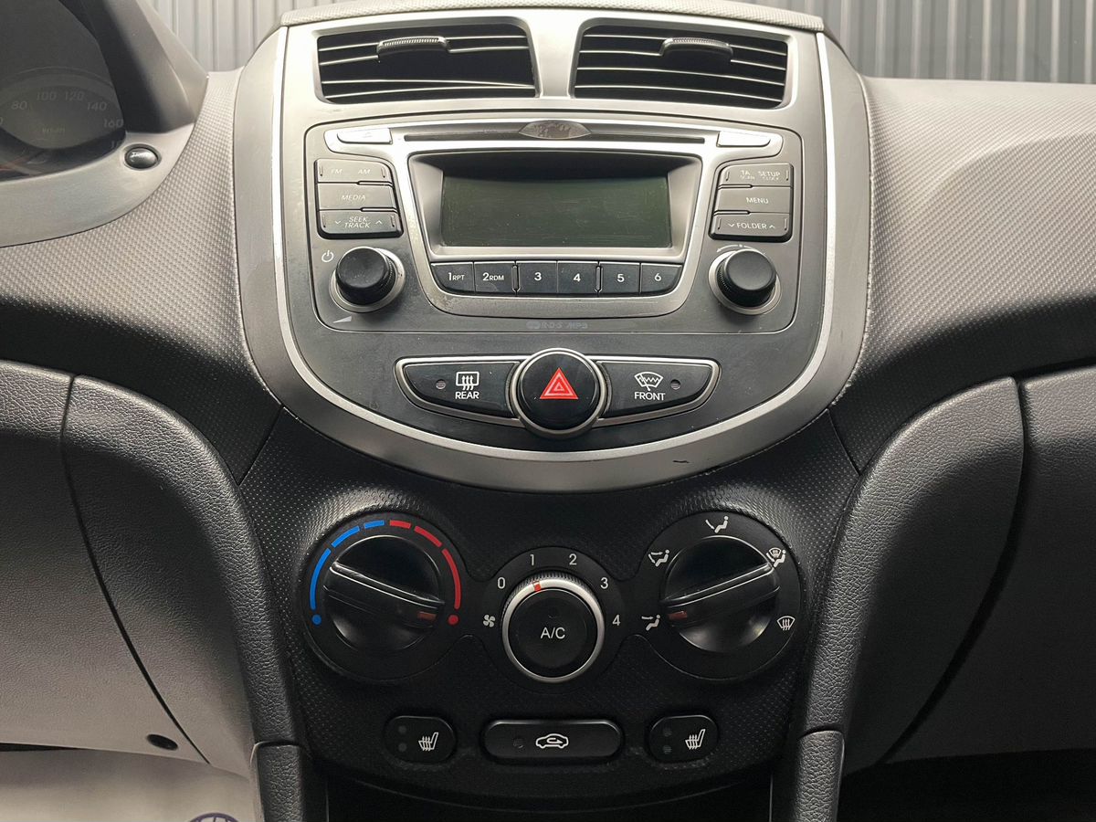Hyundai Solaris, фотография 8