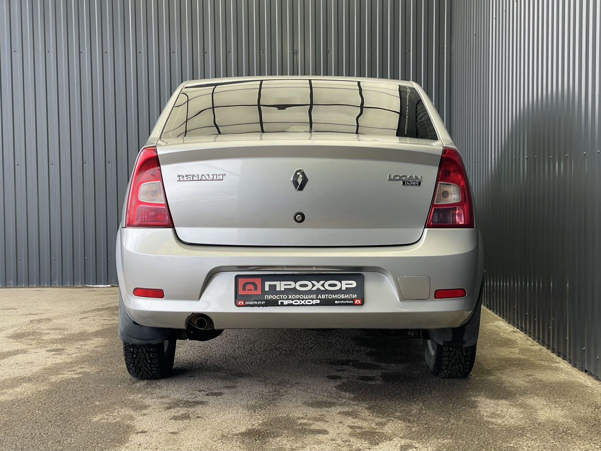 Renault Logan, фотография 23